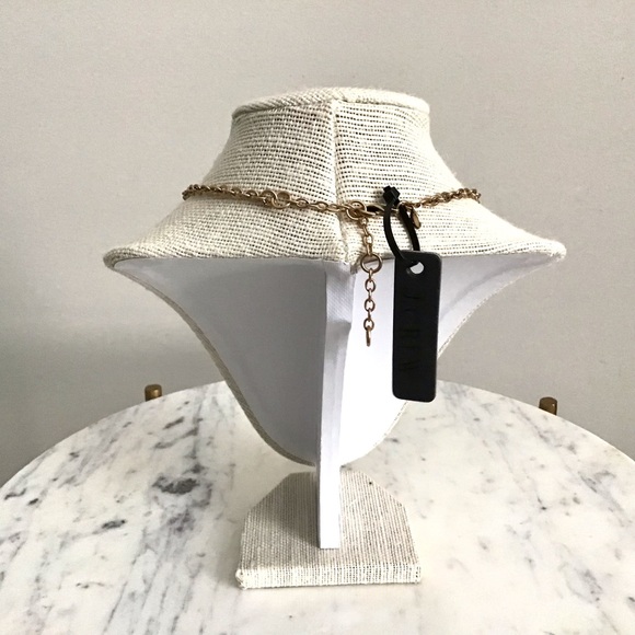 ASO Sofia Vergara as Gloria in Modern Family Gemstone Crystal Statement Necklace - Picture 10 of 12